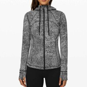 Lululemon NWT Athletic Athleisure Minimalist RARE Hooded Define Jacket Nulu™